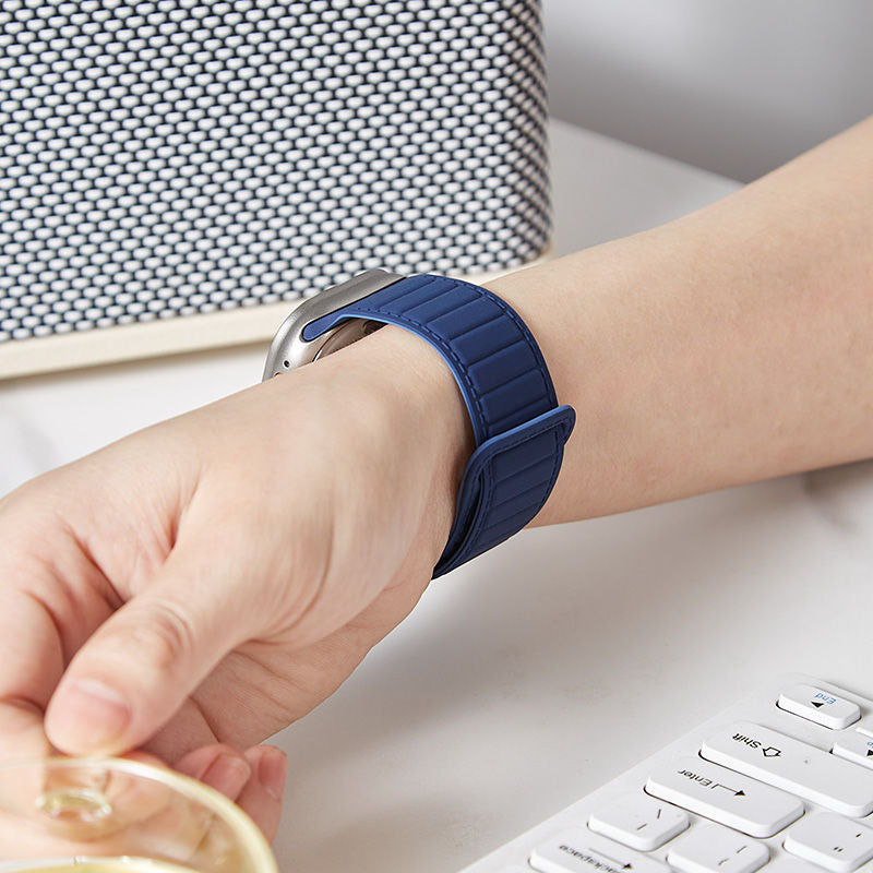 Silicone Magnetic Watch Bands Adjustable Loop Strap for Apple Watch-9