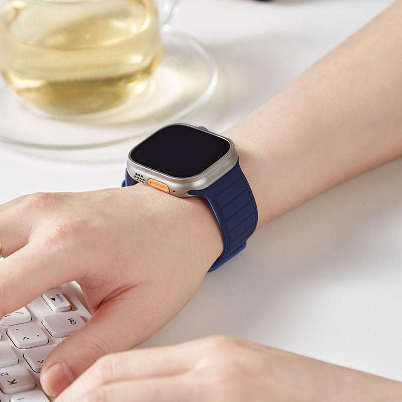 Silicone Magnetic Watch Bands Adjustable Loop Strap for Apple Watch-9
