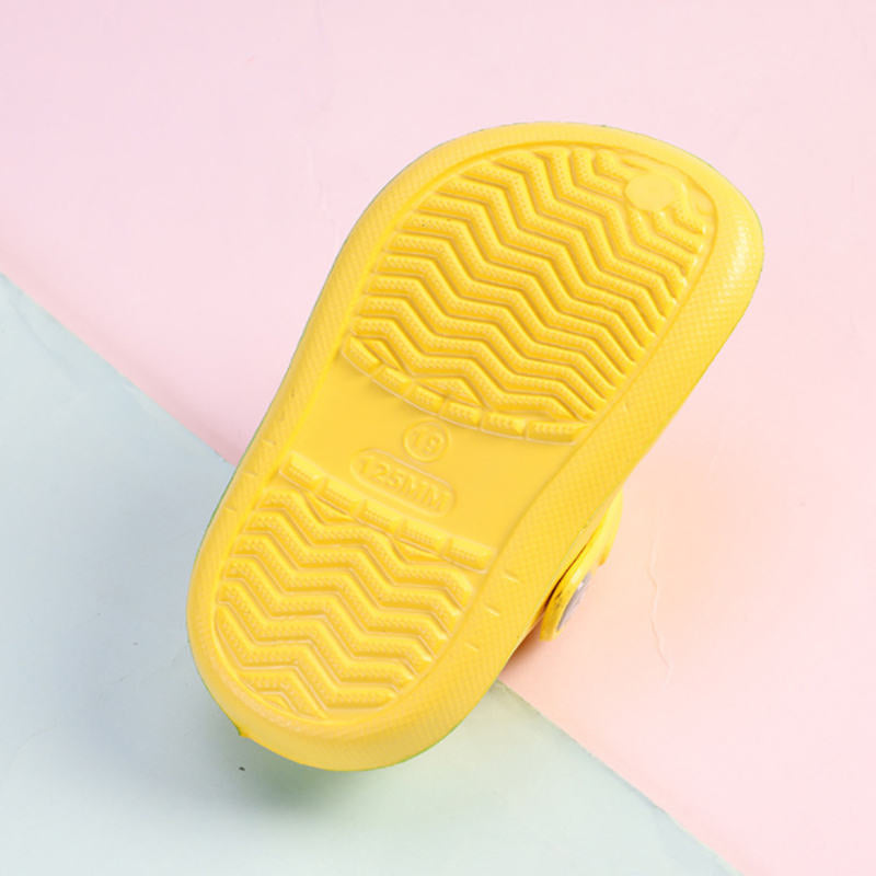 Childrens Clogs Boys Girls Soft Sandals Lightweight Non-Slip Shoes-Yellow
