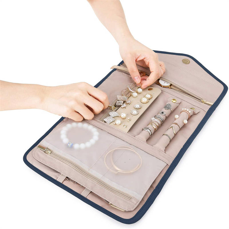 Home & LivingTravel Jewelry Organizer Roll Foldable Jewelry Case for Rings Necklaces - Navy Blue
