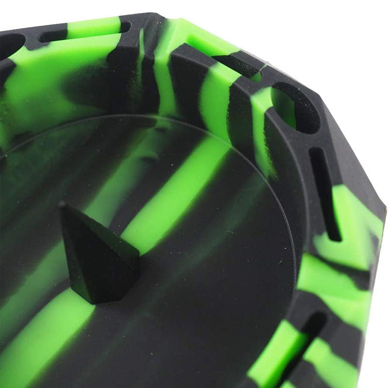 Geometric Silicone Ashtray Eco-Friendly Portable Unbreakable Tabletop Tray for Cigarettes Cigar -Black+Green