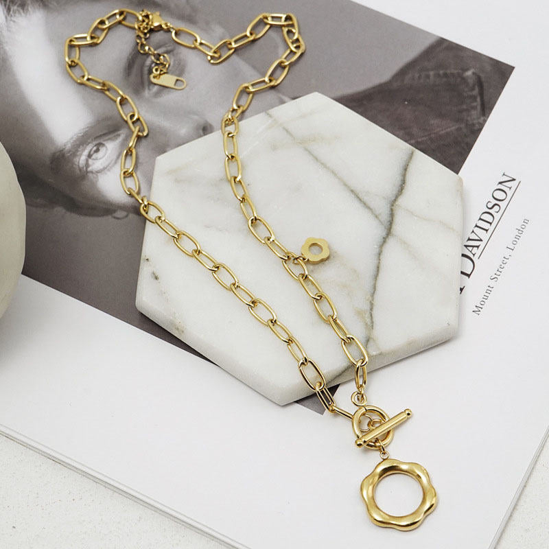 OT Buckle Vintage Flower Pendant Necklace For Women Girls