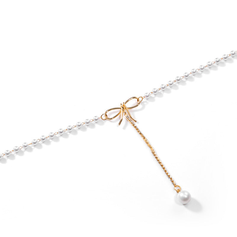 Retro Durable Pearl Necklace with Bow Pendant