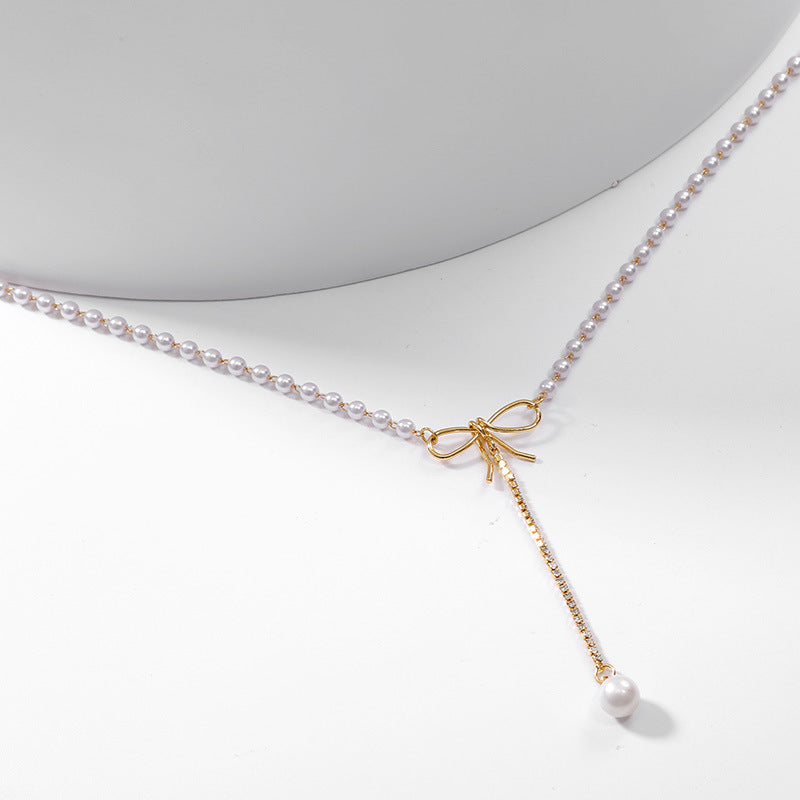 Retro Durable Pearl Necklace with Bow Pendant