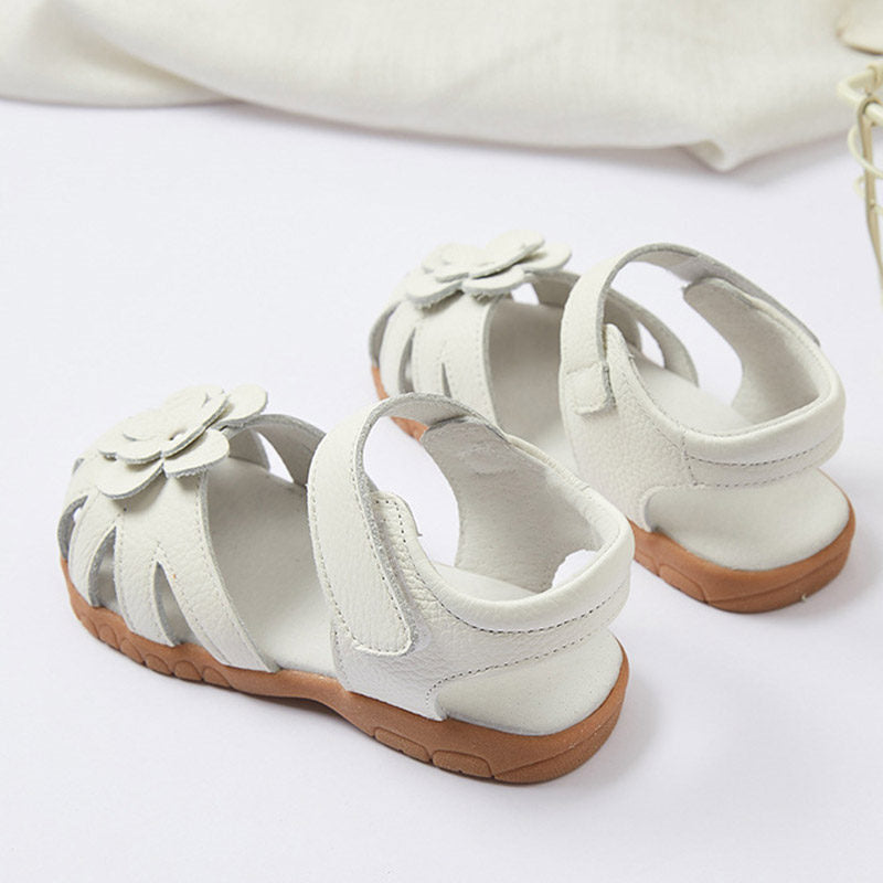 Flat Sandals for Toddler Girls Closed-Toe with Flower Summer Shoes-White