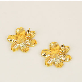 Pair of Pearl Sunflower Stud Earrings for Women