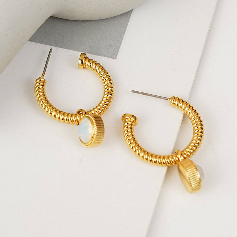 Geometric C-shaped Twisted Stud Earrings with Round Pendant