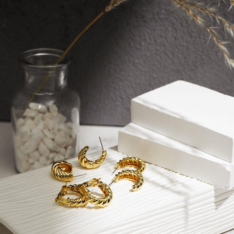 Gold Spiral Half Hoop Earrings Geometric Twist Stud-02