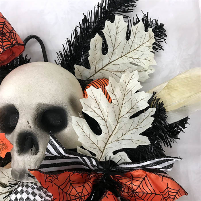 New Halloween Wreath Inverted Triangle with Skeleton Artificial Bone Ornaments Maple Leaf