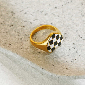 Heart Ring Black and White Checkerboard Ring For Women