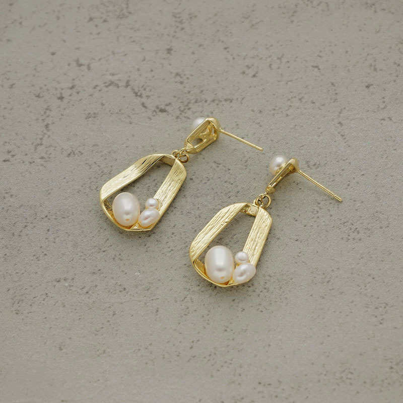 Irregular Inlaid Pearl Personality Earrings for Women