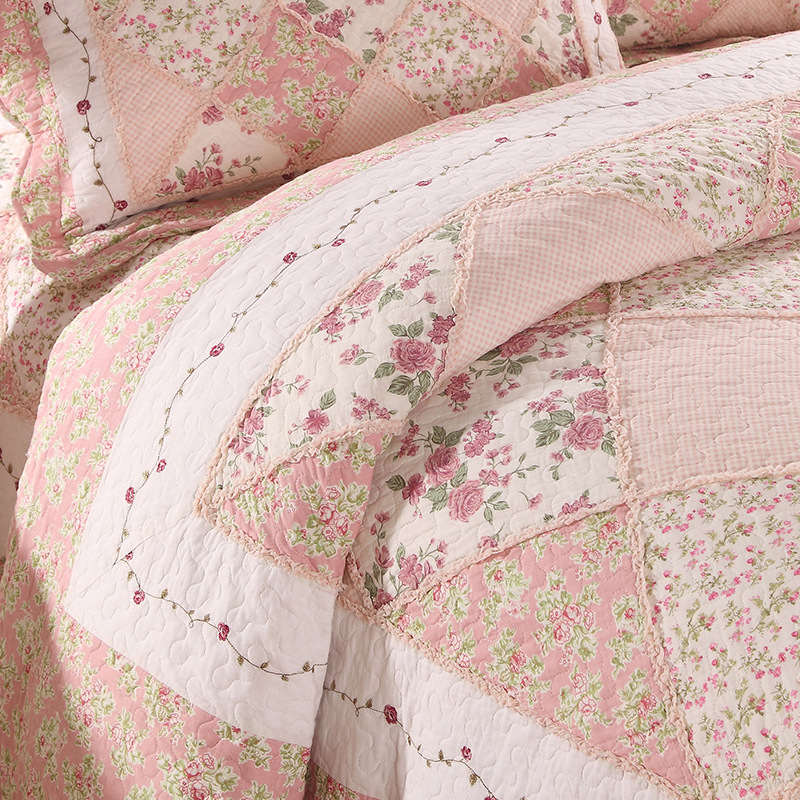 Pink Quilt Set Queen Size Floral Patchwork Quilted Bedspread for All Season