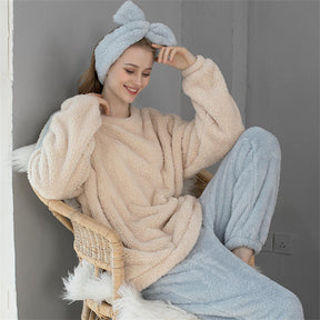 Womens Thickened Coral Fleece Pajamas Set with Scarf-Blue