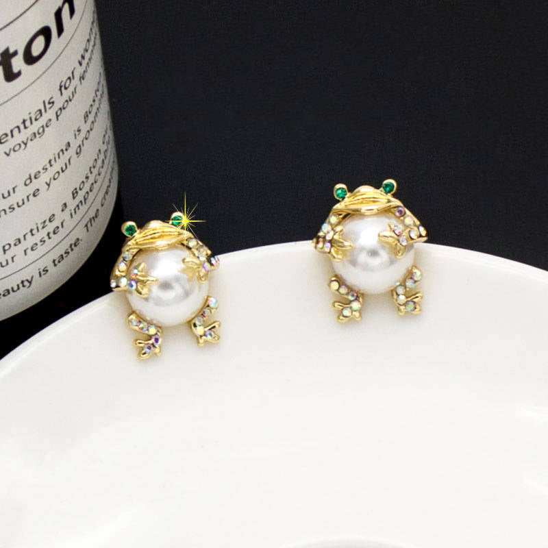 Pearl Critters Cute Frog Stud Earrings