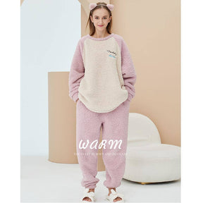 Crewneck Colorblock Pajamas Set for Couple-Pink