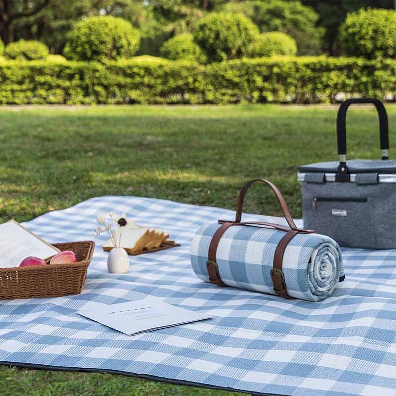 Picnic Blanket Waterproof Foldable Picnic Mat for Beach Camping-Blue and White