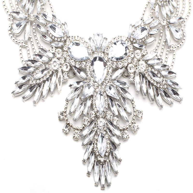 Boho Fashion Crystal Leaves Bib Necklace for Women