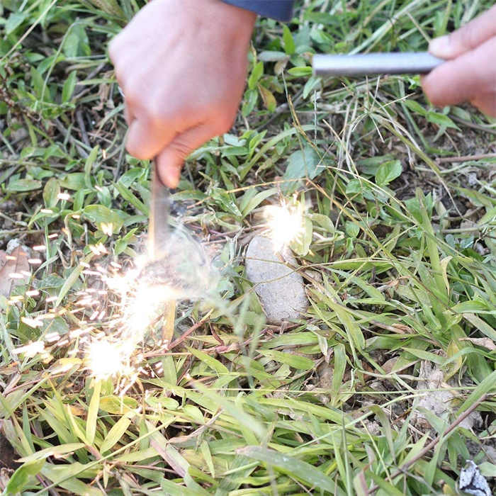 Portable Flintstone Iron Rod Kit with Paracord Landyard Handle Striker