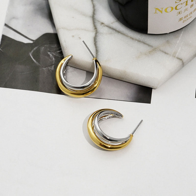 Crescent Grooved Two Tone Hoops Earrings for Women