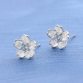 Flower Cubic-zirconia Stud Earrings for Women-White