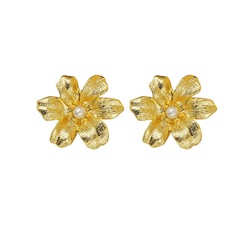 Pair of Pearl Sunflower Stud Earrings for Women