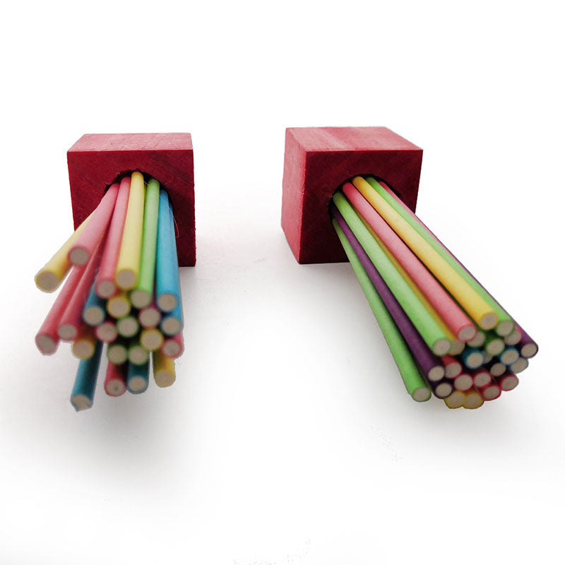 2Pcs Parrot Wooden Block Chew Toy with Colorful Lollipop Sticks