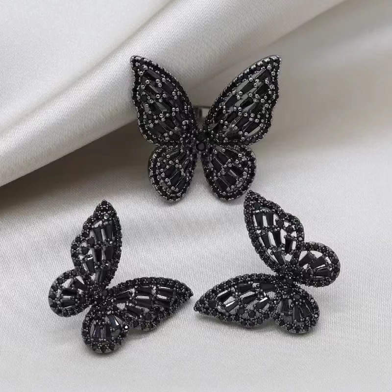 Cubic Zirconia Sparkling Butterfly Knuckle Ring-Black