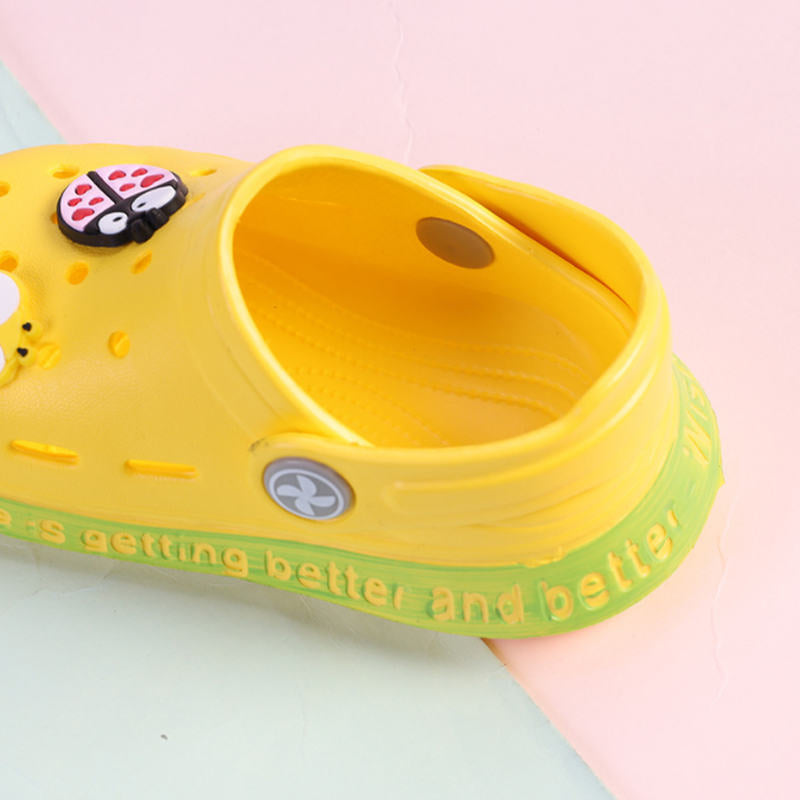 Childrens Clogs Boys Girls Soft Sandals Lightweight Non-Slip Shoes-Yellow